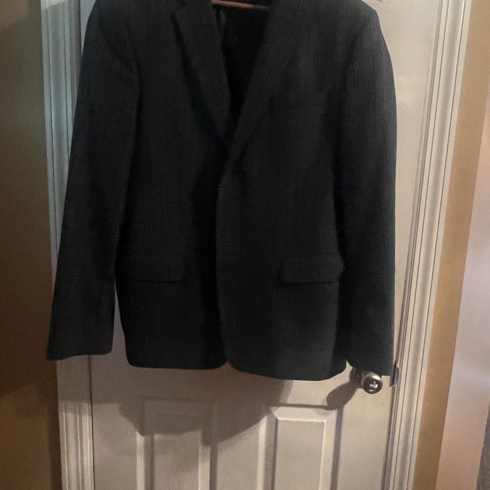 NO LONGER AVAILABLE 

Armani Collezioni deep Navy Blue Men's Suit